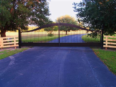 metal gate fabrication in gainesville fl|Driveway Gates & Fences .